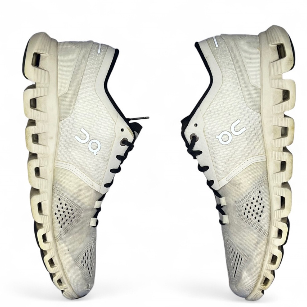 On Running Cloud X - On Cloud Memory Foam Low Top Running Shoes Women’s 8.5 - Picture 1 of 15